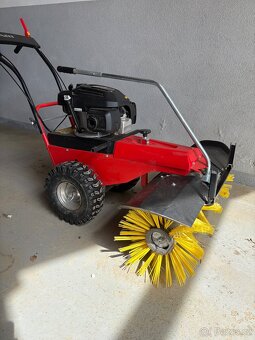 Zametací kartáč VARI - 2