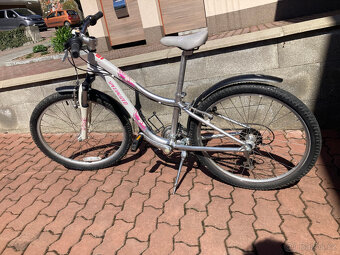 Dívčí kolo Specialized 24" - 2