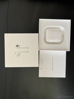 Apple AirPods - 2. generace - 2