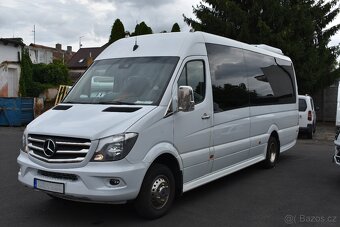 Mercedes Sprinter 519 CDI XXL | V6 | 20+1míst - 2