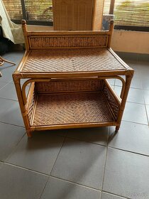 Ratanový nábytek - věšák, komoda a stolek - 2