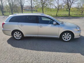 Toyota Avensis T25 2007 - 2