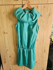 Zelené šaty s límcem - 2