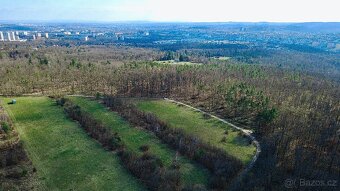 EXKLUZIVNÍ POZEMEK 4666 m² - BRNO, SOBĚŠICE - 2