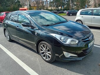 HYUNDAI i40 1.7 CRDI 2014 ČR AUTOMAT - 2