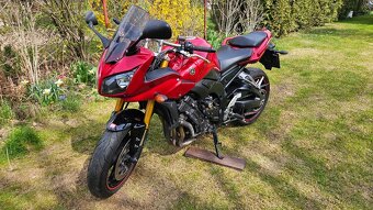 Yamaha FZ1 Fazer, r.v. 2006, 110kW - 2