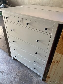 IKEA Hemnes komoda se 6 zásuvkami - bílá lesklá - 2