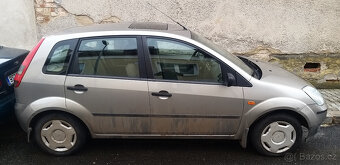 Ford Fiesta model 02-07 -použité náhradní díly z tohoto vozu - 2