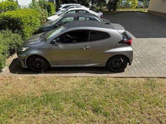 Toyota Yaris gr four AT VIP - 2