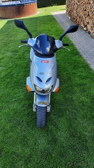 Aprilia SR 125 - 2