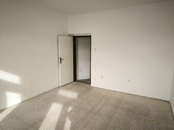 Pronájem bytu 1+1, 40m2, Kamenická, Děčín - 2