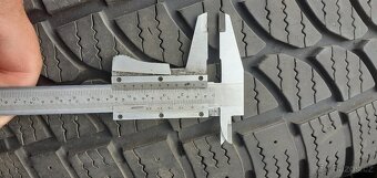 Sada 4x zimní pneu Riken 235/65 R16C s diskem - 2