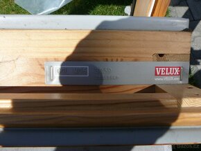 střešní okno velux - 2