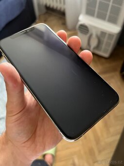IPhone XS - prasklý displej - 2