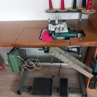 Overlock 5-nitný - 2
