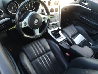 Alfa Romeo 159 1.9jtdm 110kw na díly nebo opravu - 2