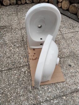 Bidet, umyvadlo - 2