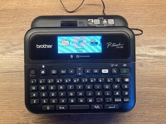 Štítkovač / tiskárna Brother PT‑D610BTVP - 2