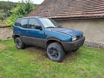 Nissan Terrano 4x4 - 2
