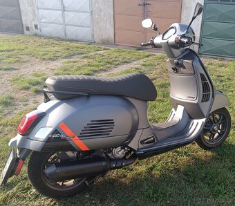 Vespa GTS 300 super sport - 2