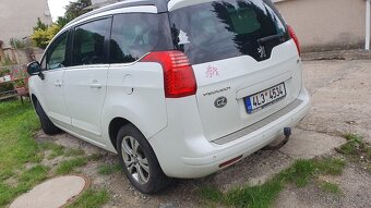 Peugeot 5008 2,0 hdi 110 kw - 2