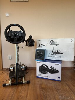 Logitech G923 + řadicí páka + stojan Wheel Stand Pro - 2