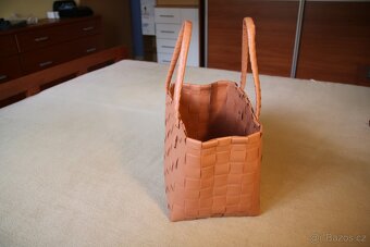 PARIS taška BFC1912100 (holandská firma Handed By) - 2