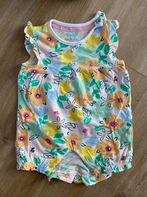 Letni oblečení na holčičku 0-3m - 2