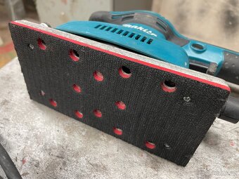 Vibrační bruska Makita BO3711 - 2