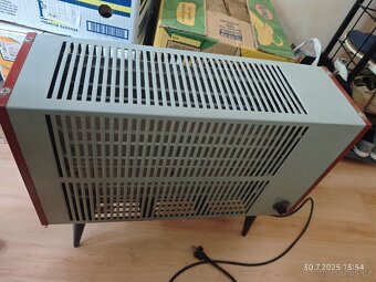 Elektrické topení 3 stupne, sirka 70, vyska 60, hloubka 22 - 2