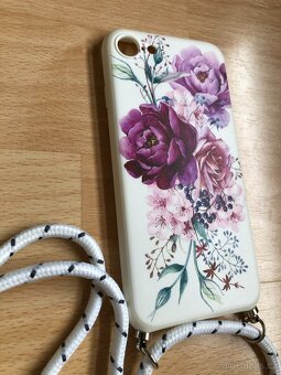 Pouzdro iPhone 8, 7, SE s popruhem - 2