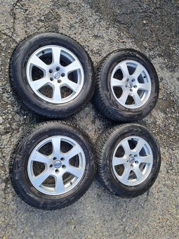 Kola Volvo XC60 Nokian 235/65 R17 - 2