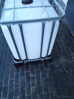 600l Plastová nádrž ibc - 2