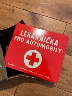 Vojenská autolékárnička - 2