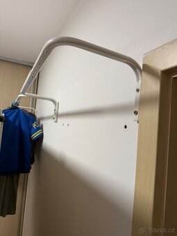 Šatní držáky - 2