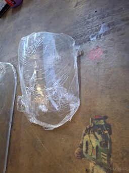 Plexi sklo na motorku - 2