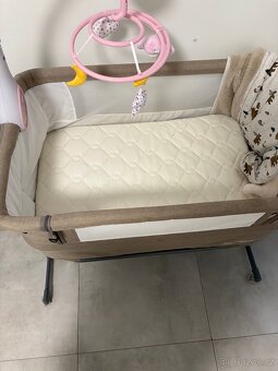 Postýlka + matrace - 2