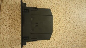 Opel Astra G zásobník na cd - 2