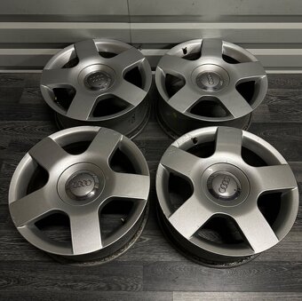 Alu AUDI 5x112 16” 8E0601025C - 2
