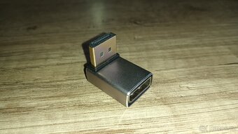 Display Port adaptér 90° - 2
