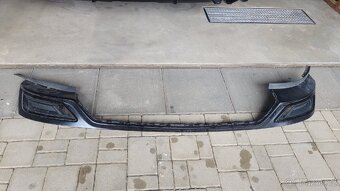 Zadní díl nárazníku audi q8 - 2
