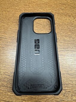Kryt UAG iPhone 15Pro - 2