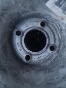 KFZ 8055 Plechový disk 6Jx15 4x108 ET23
4 ks - 2