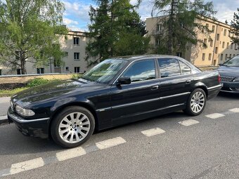 BMW 728i e38 - REZERVACE - 2