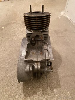 Polomotor Jawa 175/356 - 2