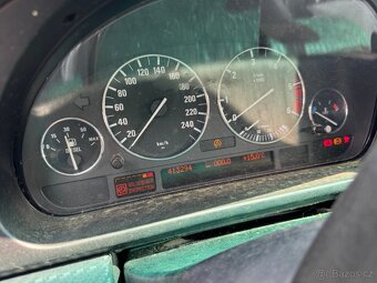 Budíky BMW E39 E38 E53 s kroužky - 2