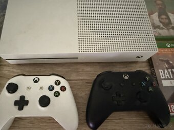 Xbox One s - 2