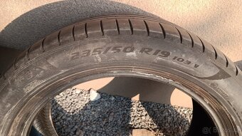 235/50/19 Pirelli P-Zero letní - 2