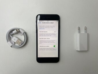 iPhone SE2020 128GB Black - Záruka - rozbitý - 2