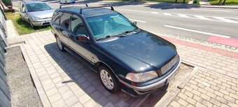 Volvo V40 1.8 - 2